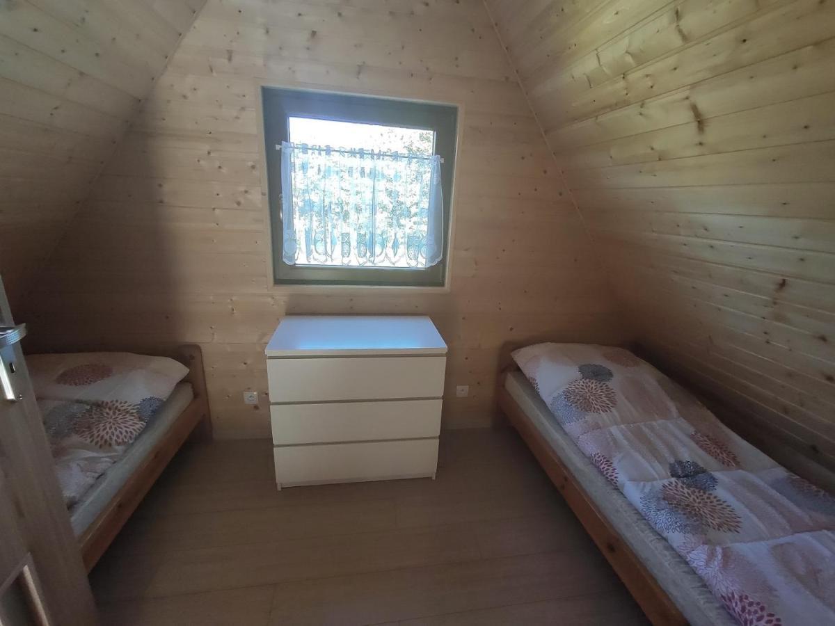 Agroturystyka I Domki Zacisze Jarosławiec Buitenkant foto